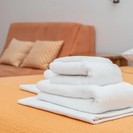 Apartament Juric 1 *