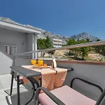 Apartment Juric 1 Baška Voda