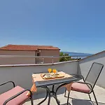 Juric 1 * Baška Voda