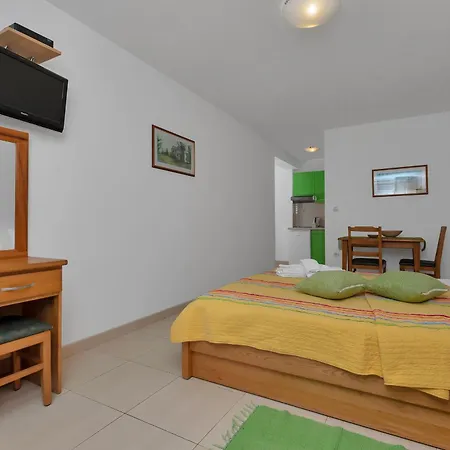Juric 1 Appartement Baška Voda