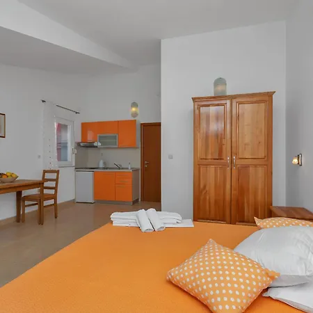 Juric 1 * Baška Voda